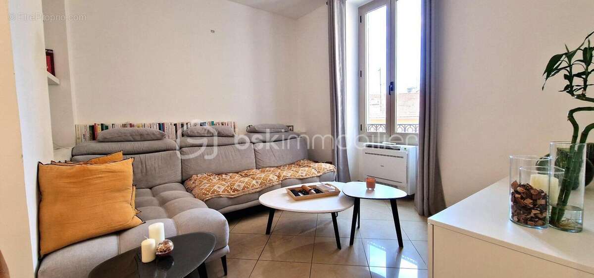 Appartement à BEAUSOLEIL