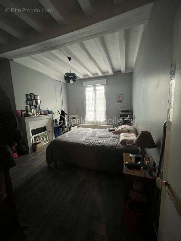 Appartement à LA CHARTRE-SUR-LE-LOIR