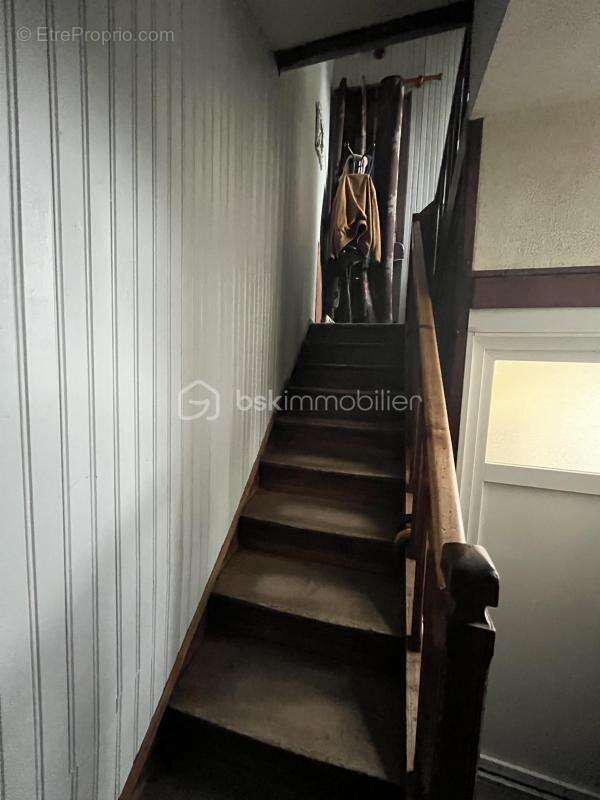 Appartement à LA CHARTRE-SUR-LE-LOIR