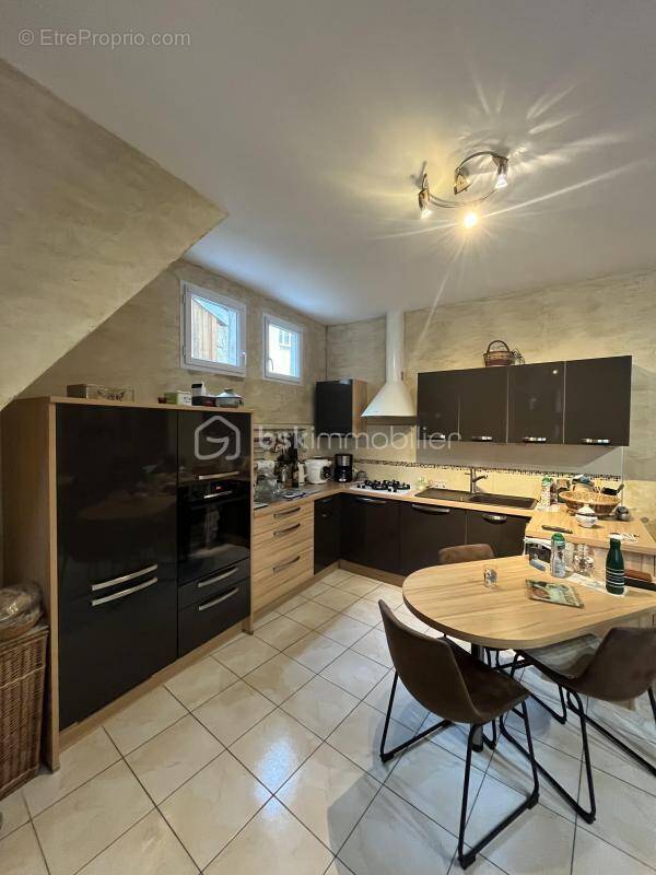 Appartement à LA CHARTRE-SUR-LE-LOIR