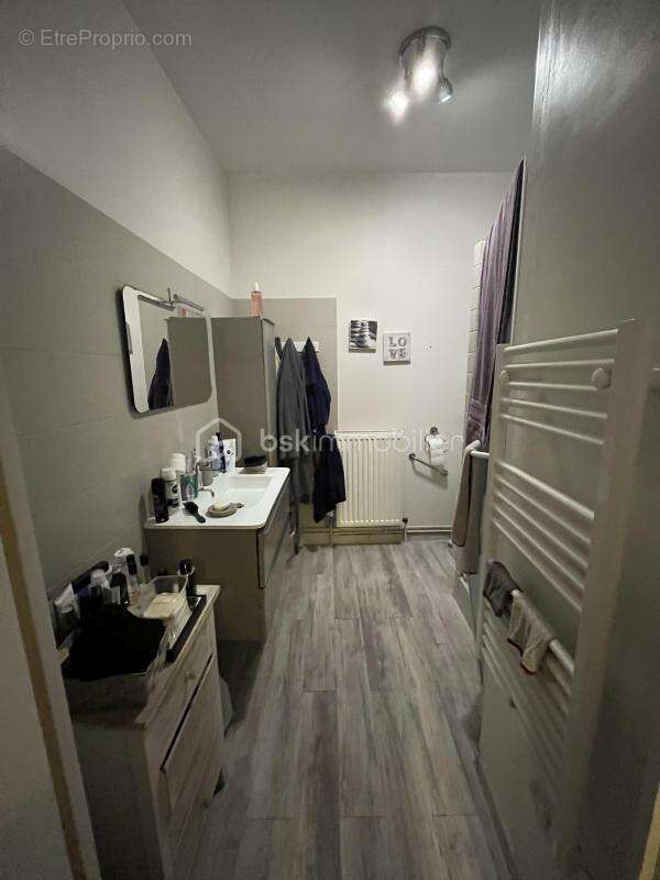 Appartement à LA CHARTRE-SUR-LE-LOIR