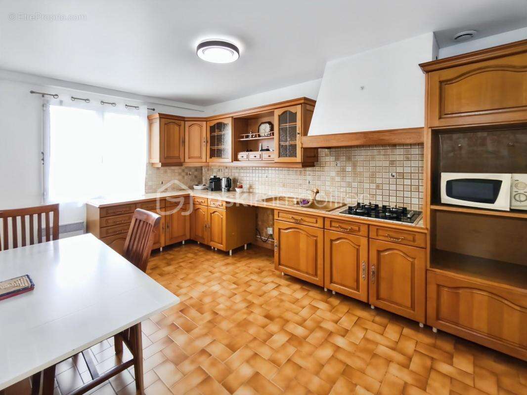 Maison à DAMMARTIN-EN-GOELE