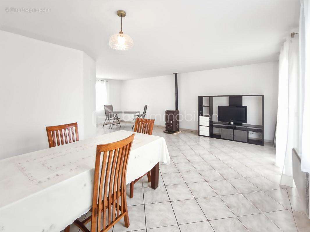 Maison à DAMMARTIN-EN-GOELE