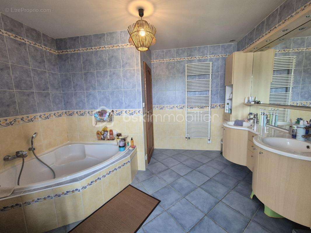 Maison à SOISY-SUR-ECOLE