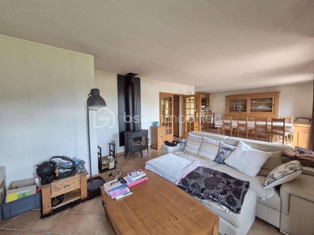 Maison à SOISY-SUR-ECOLE