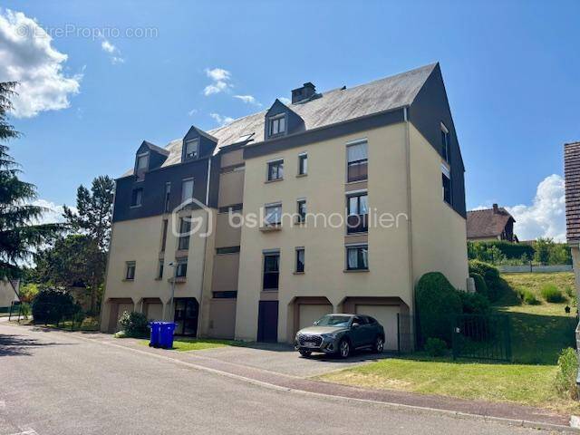 Appartement à PETIT-COURONNE