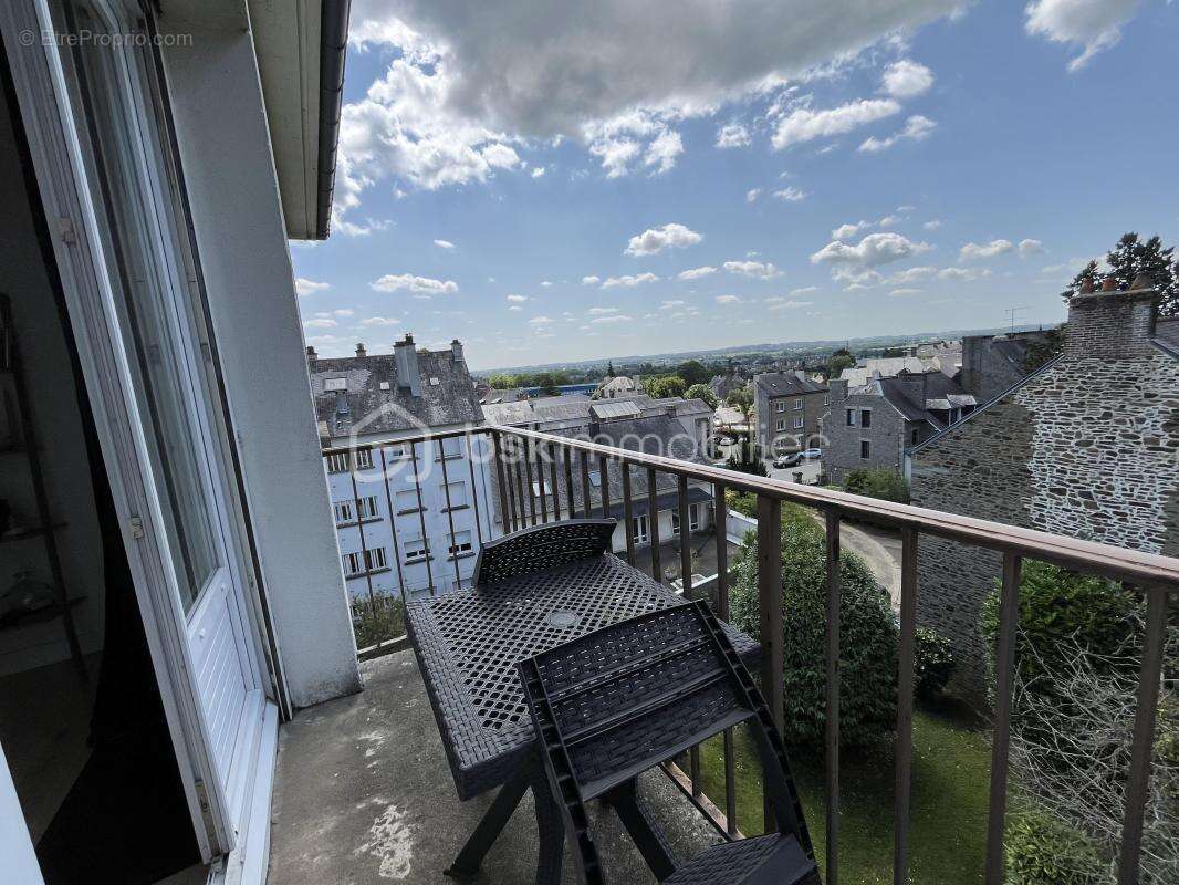 Appartement à FOUGERES