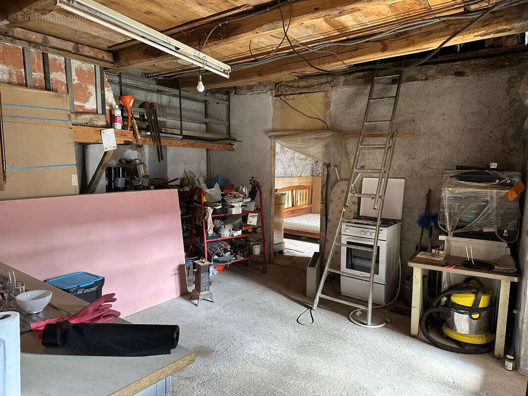 Maison à SAINT-MAURICE-NAVACELLES