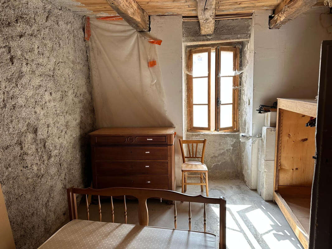 Maison à SAINT-MAURICE-NAVACELLES