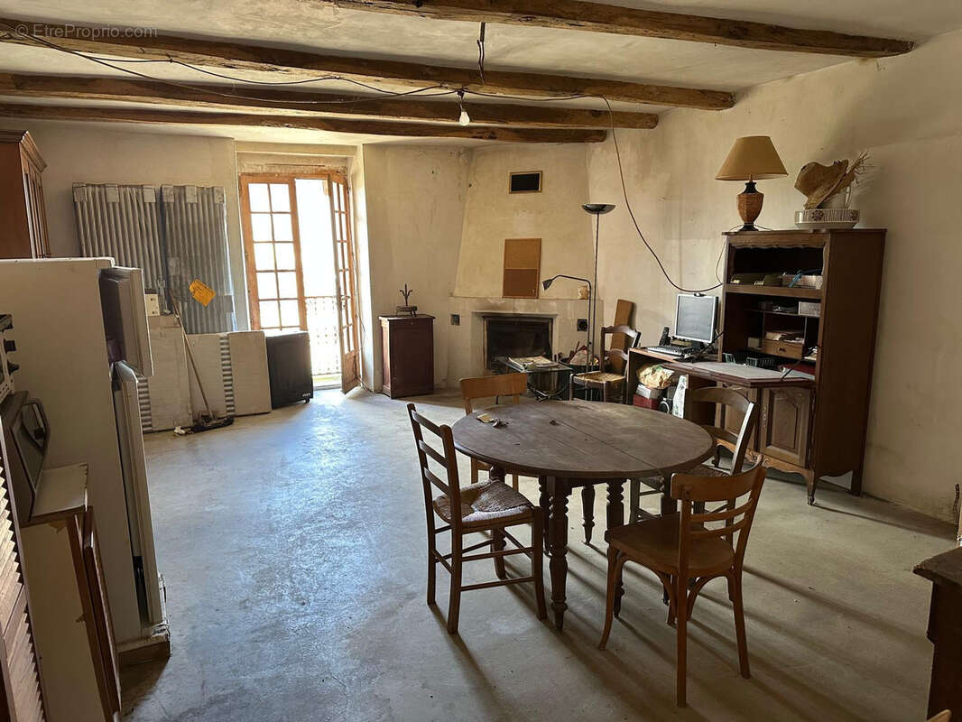 Maison à SAINT-MAURICE-NAVACELLES