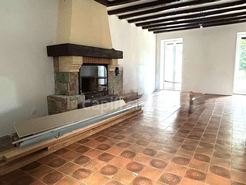 Maison à ARCES-DILO