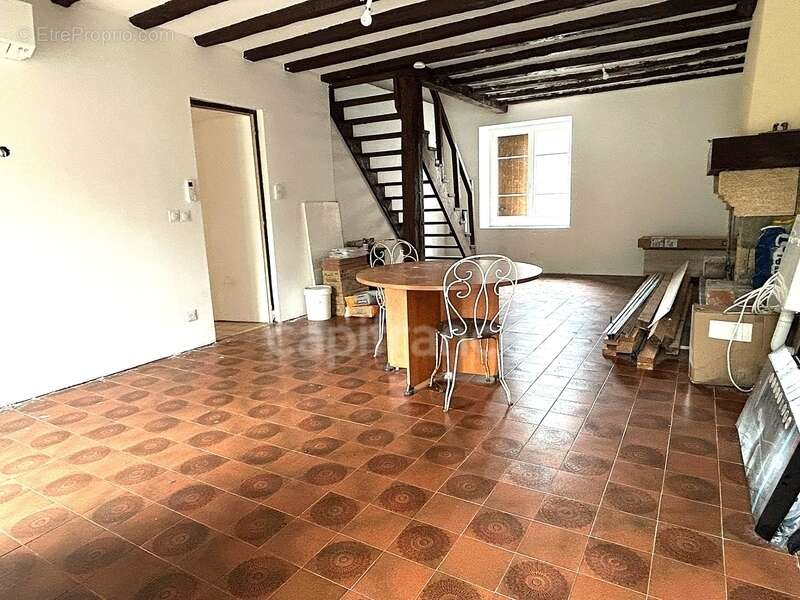 Maison à ARCES-DILO