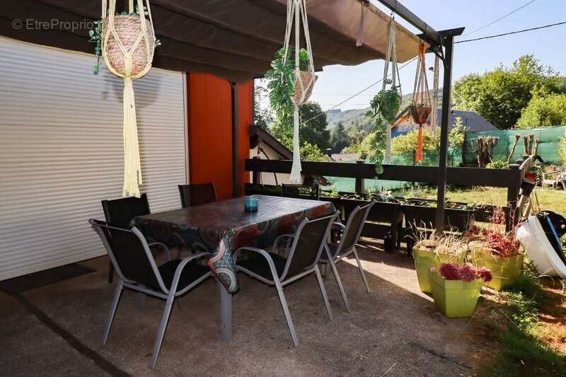 Maison à LA SALVETAT-SUR-AGOUT