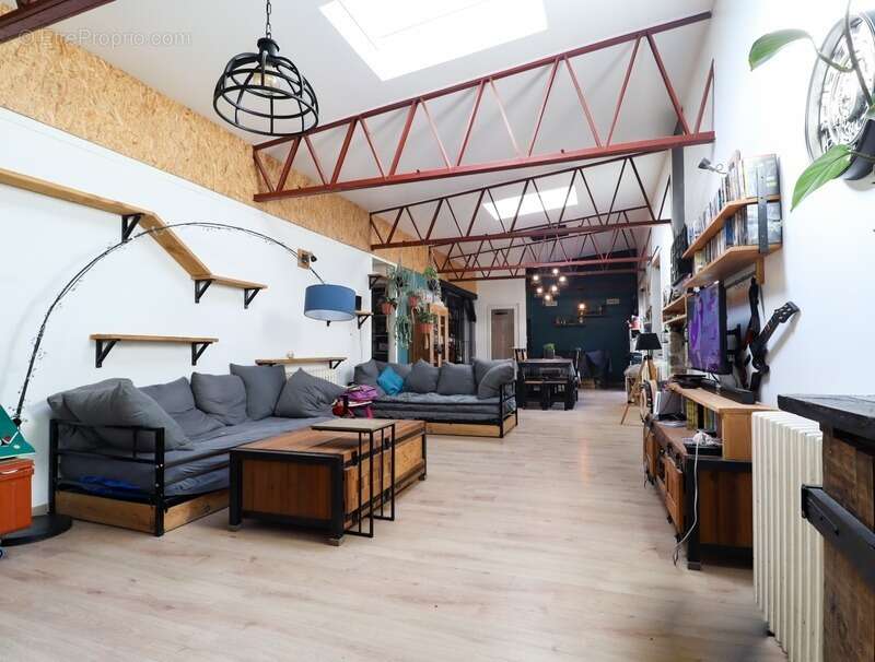 Maison à LA SALVETAT-SUR-AGOUT