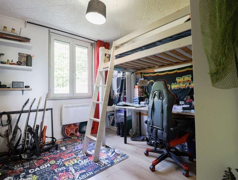 Maison à LA SALVETAT-SUR-AGOUT