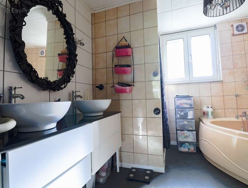 Maison à LA SALVETAT-SUR-AGOUT