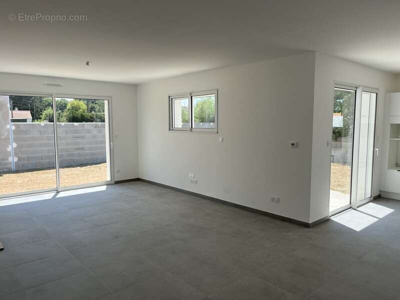 Maison à SALLERTAINE