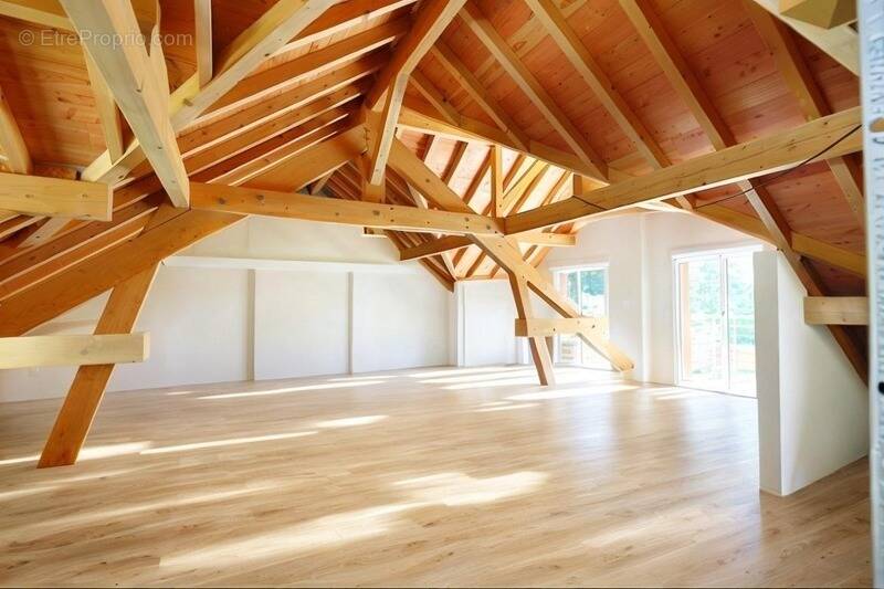 Appartement à LA BRESSE