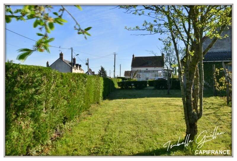 Maison à CHATEAUMEILLANT