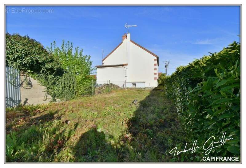 Maison à CHATEAUMEILLANT