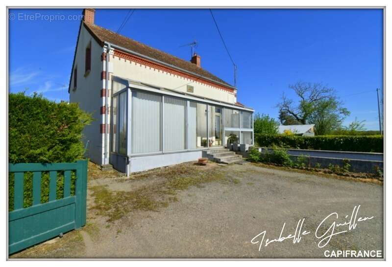 Maison à CHATEAUMEILLANT