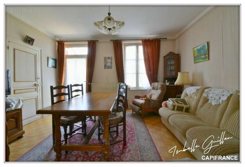 Maison à CHATEAUMEILLANT