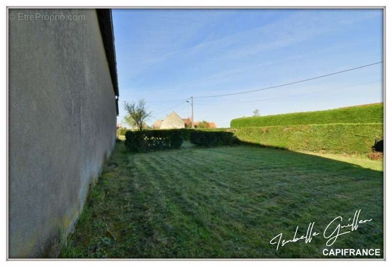 Maison à CHATEAUMEILLANT