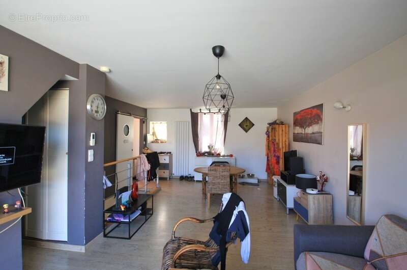 Appartement à VARENNES-SUR-ALLIER