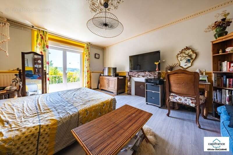 Maison à ALISE-SAINTE-REINE