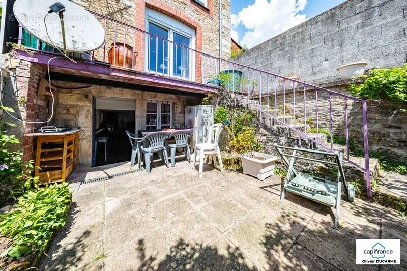 Maison à ALISE-SAINTE-REINE