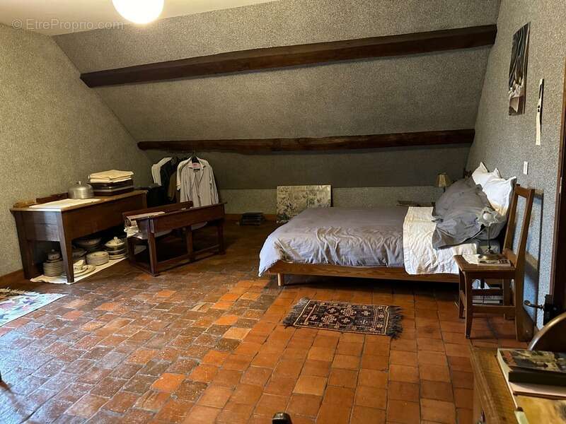 Maison à PRECY-SOUS-THIL