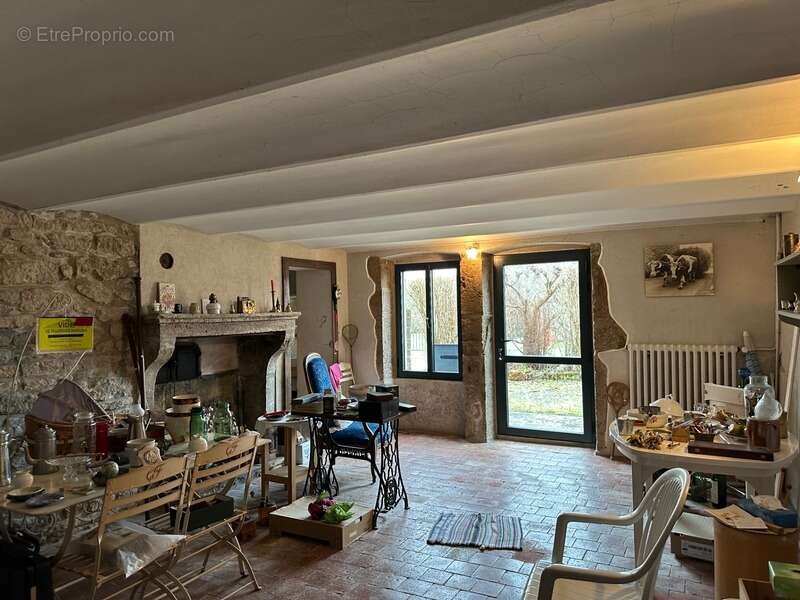 Maison à PRECY-SOUS-THIL