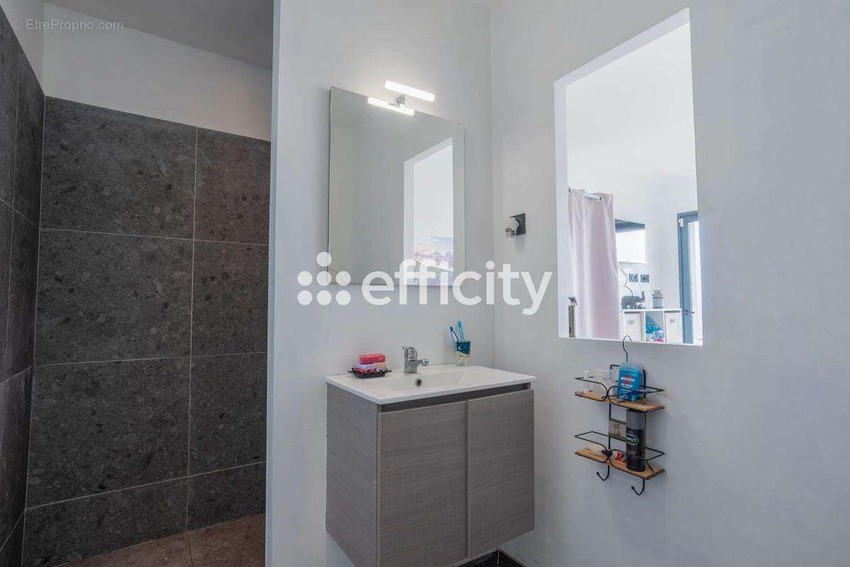 Maison à DRAGUIGNAN