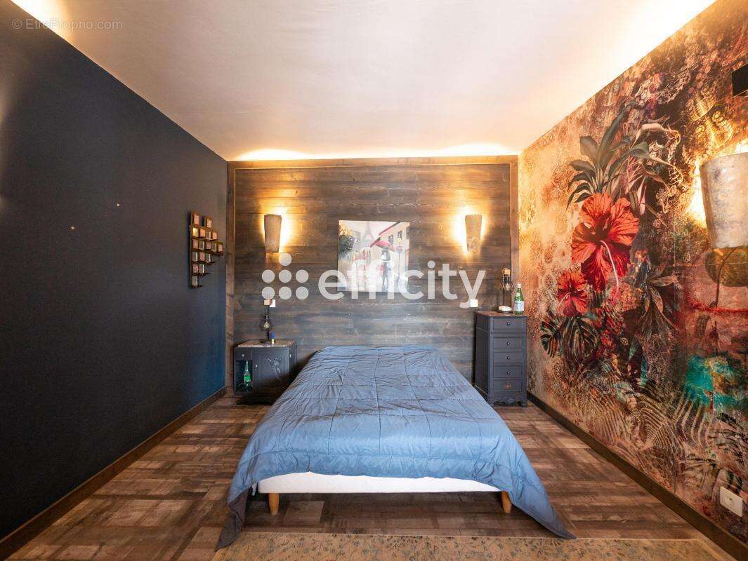 Maison à LA CHAPELLE-DE-SURIEU