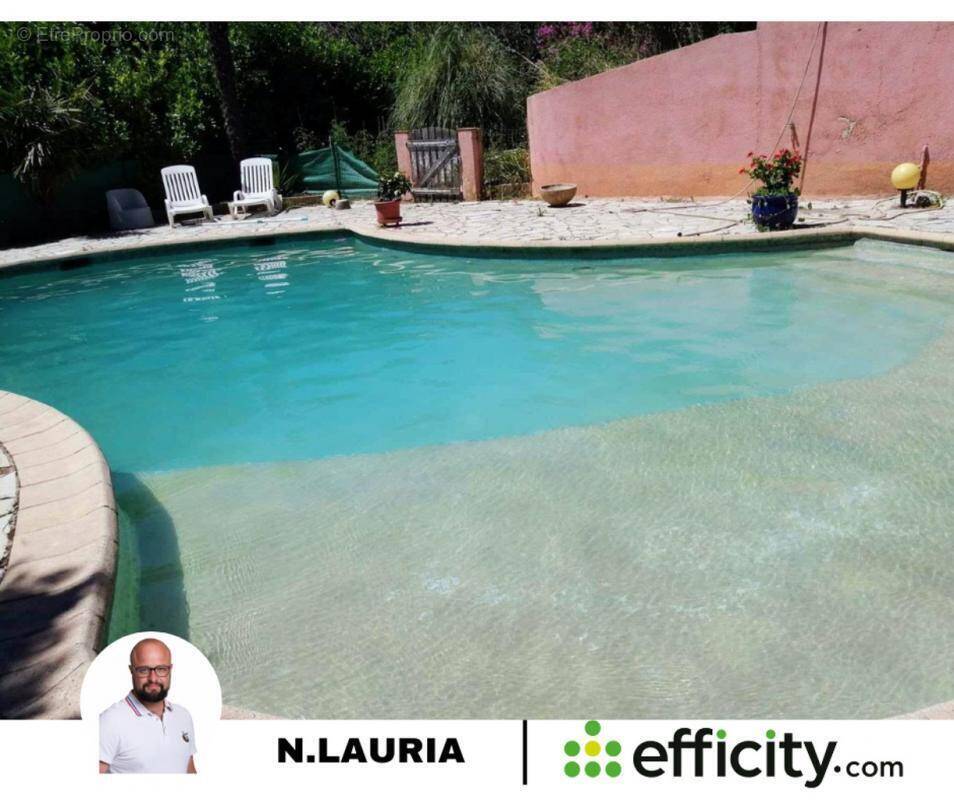 Maison à LA TOUR-D&#039;AIGUES