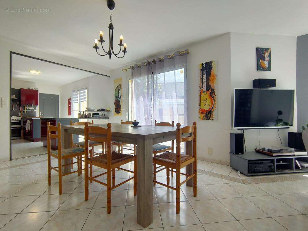 Maison à LE TEMPLE-DE-BRETAGNE