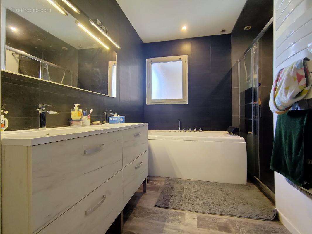 Maison à LE TEMPLE-DE-BRETAGNE