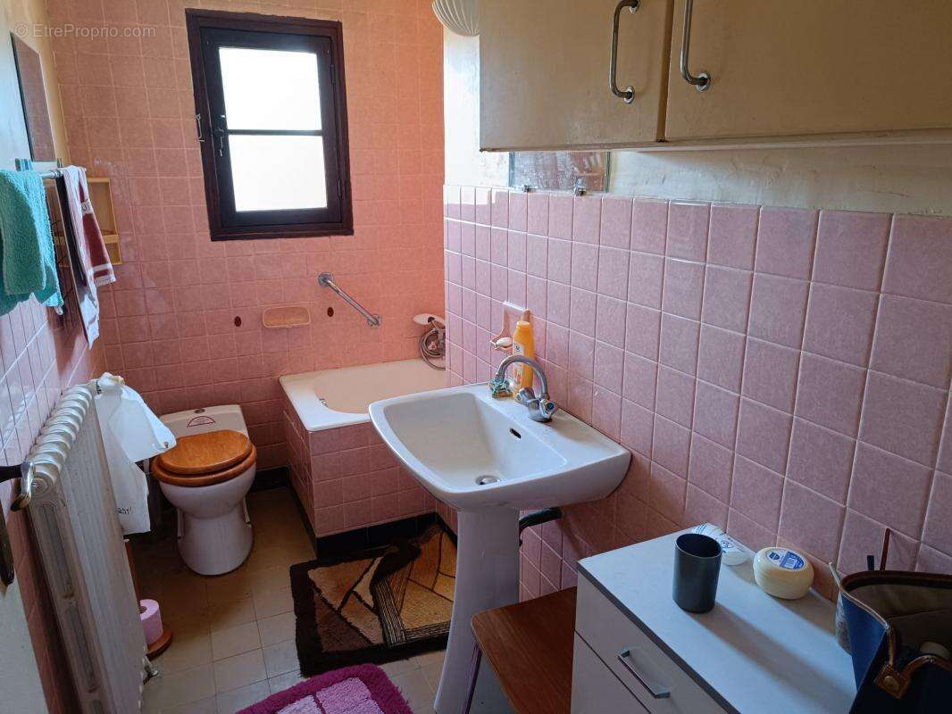 Maison à FONTENAY-LE-FLEURY