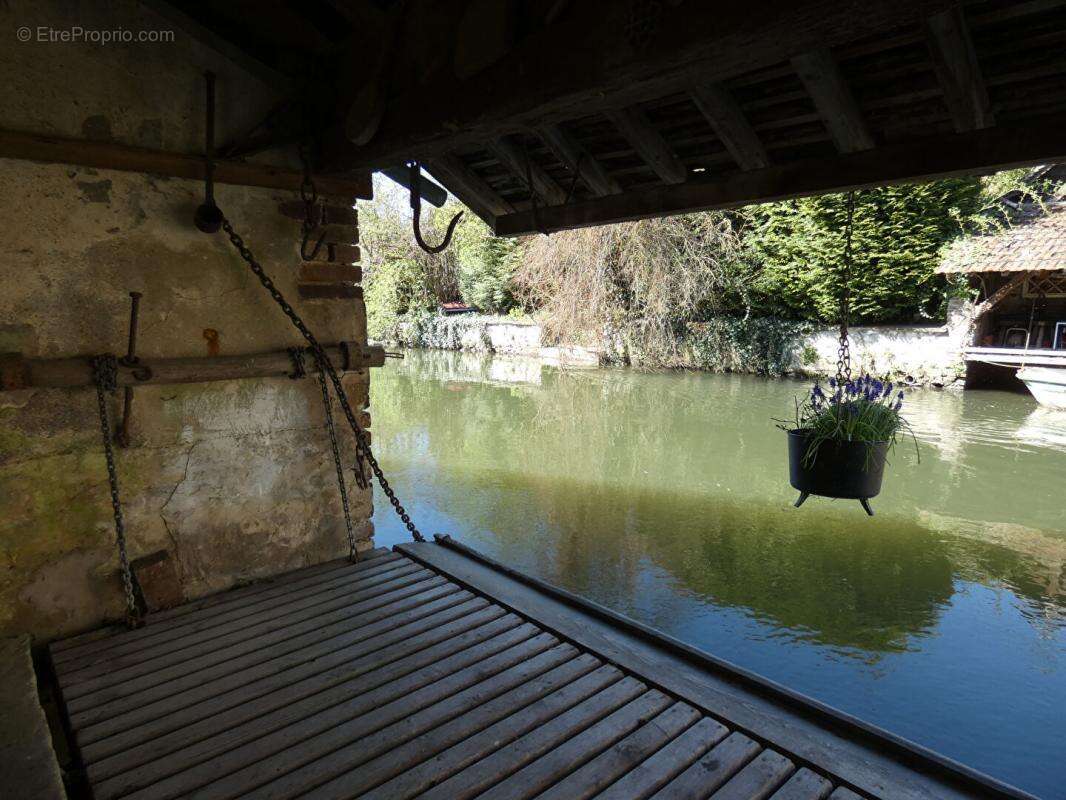 Maison à IVRY-LA-BATAILLE