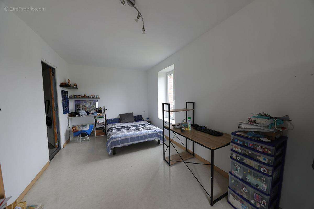 Maison à LA CHAPELLE-SUR-AVEYRON