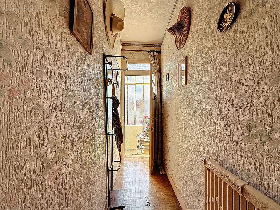 Maison à L'HAY-LES-ROSES