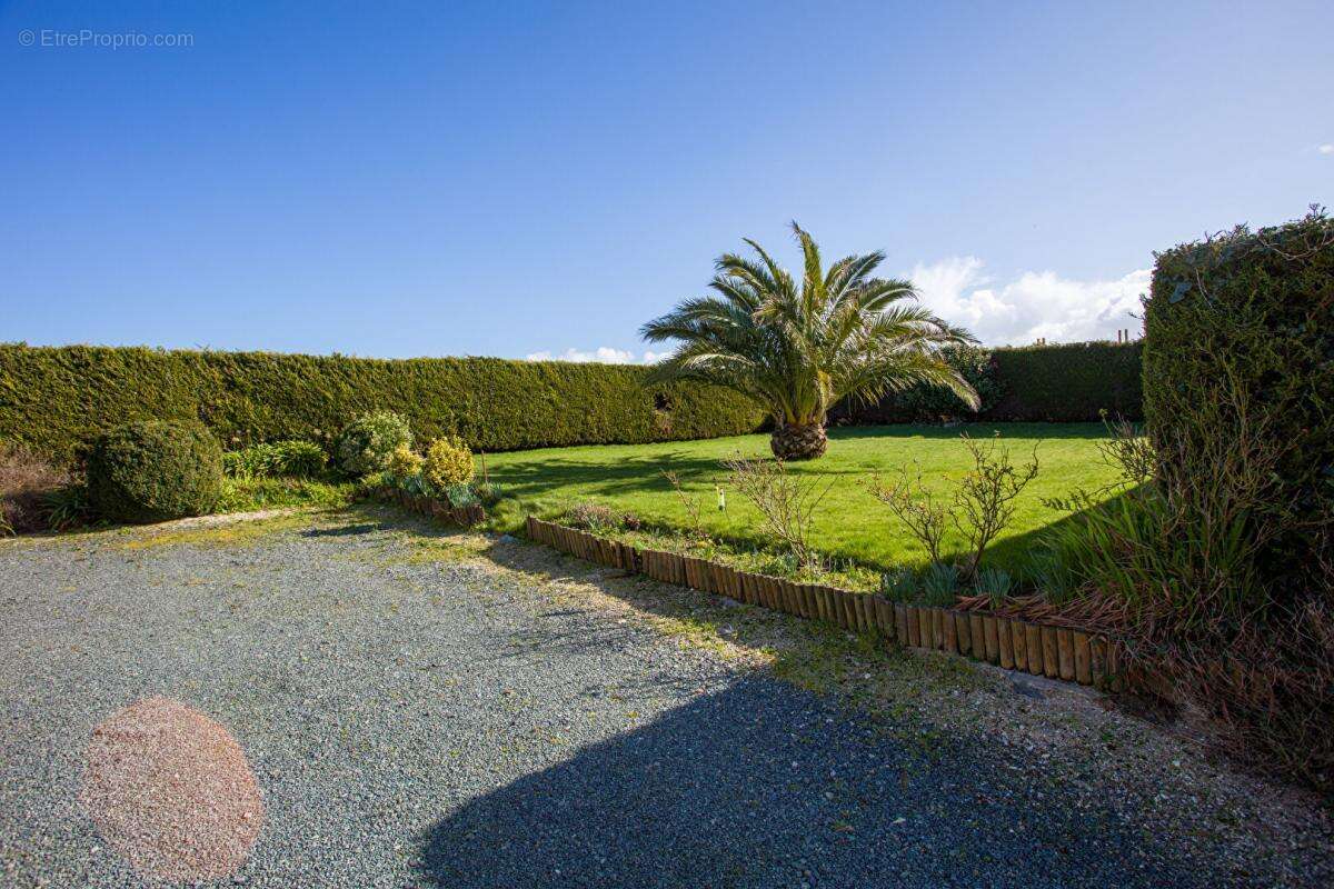 Maison à PLEUMEUR-GAUTIER