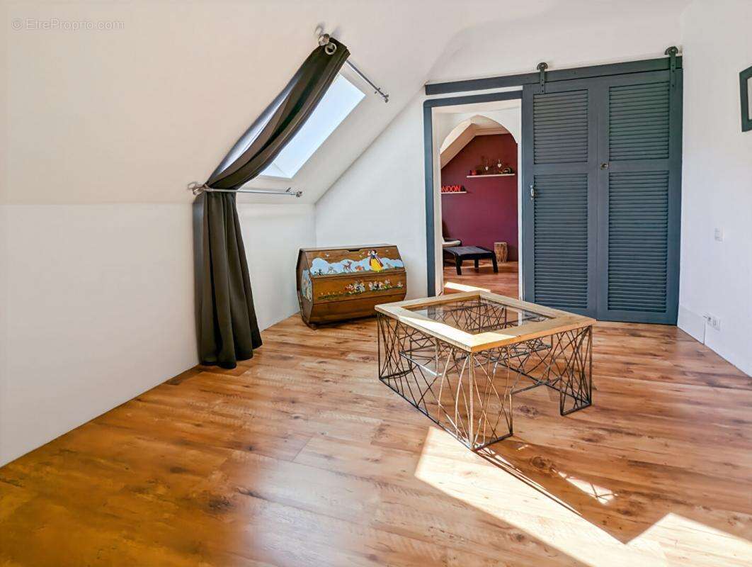 Maison à LA CHAPELLE-LAUNAY