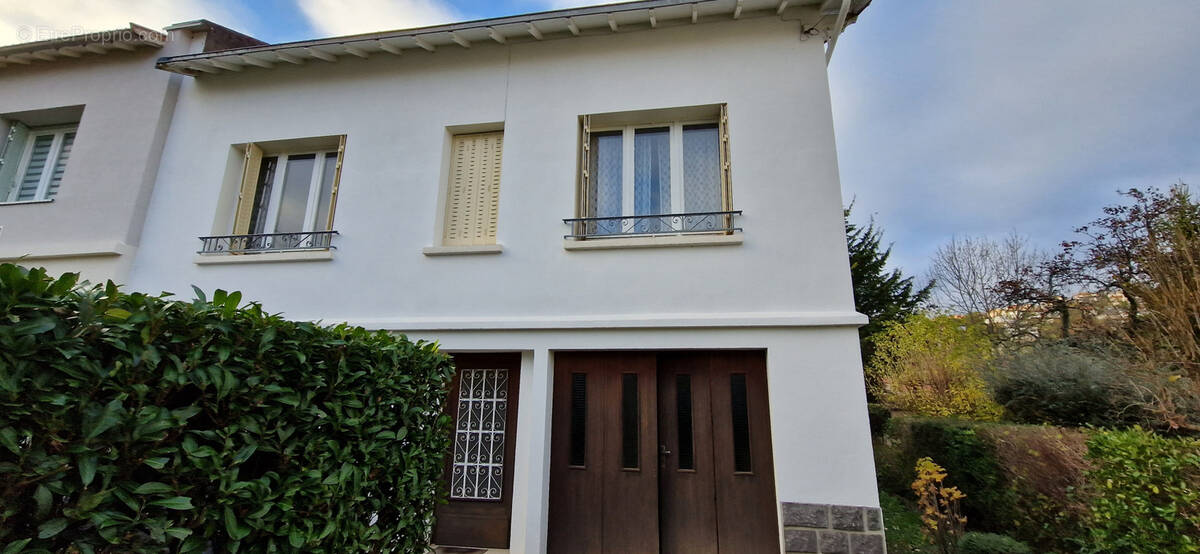 Maison à CLERMONT-FERRAND