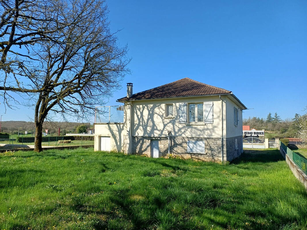 Maison à VILLENEUVE