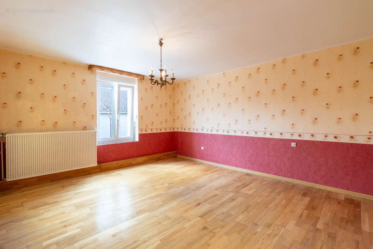 Maison à MOINEVILLE