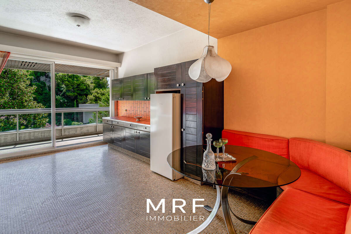 Appartement à MARSEILLE-7E