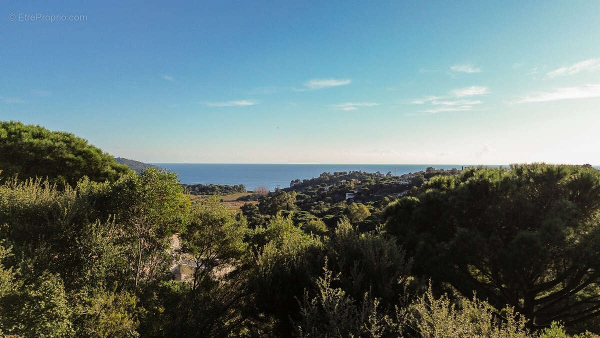 Maison à LA CROIX-VALMER