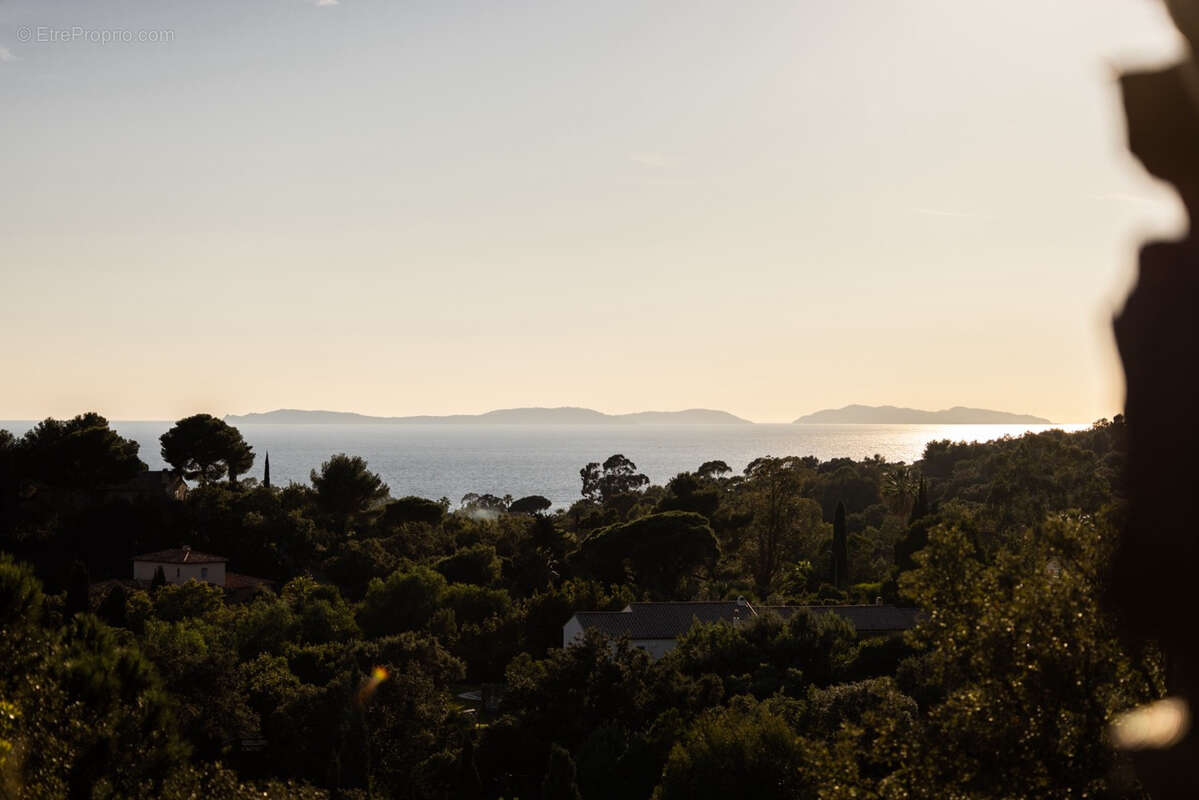 Maison à LA CROIX-VALMER