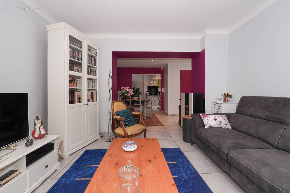 Maison à PONT-DU-CHATEAU